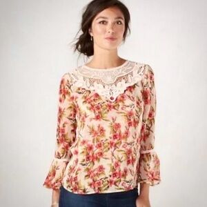 LC snow white collection floral blouse